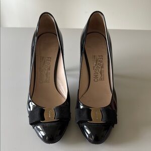 Salvatore Ferragamo Black Patent Leather Heels with Bow